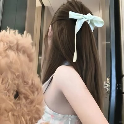 猫眼女枪手 海报