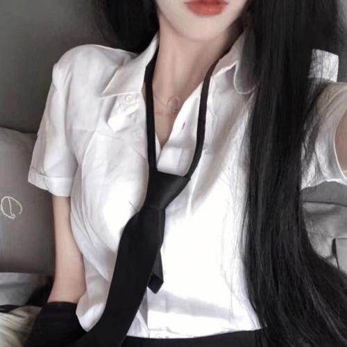 借王 海报